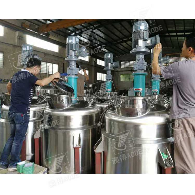 5000L不鏽鋼(gang)反應釜(fu)